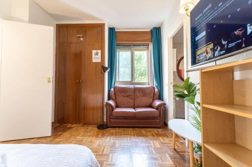 Atocha Apartments, Central Location Terrace, Kitchen, Fast WiFi, metro nearby