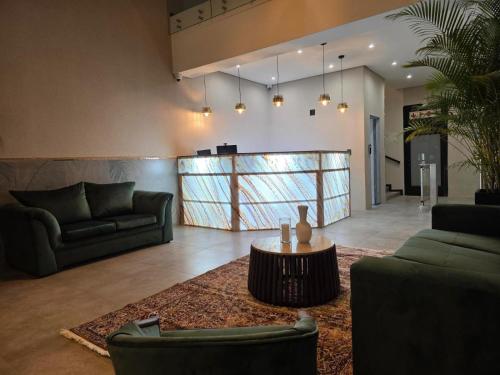 Χώρος καθιστικού στο Promenade Place Nelspruit