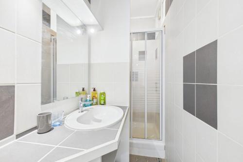 Bilik mandi di L'Échappée Belle - Vivez Troyes Autrement