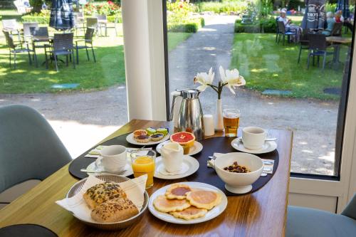 Jídlo v hotelu nebo okolí