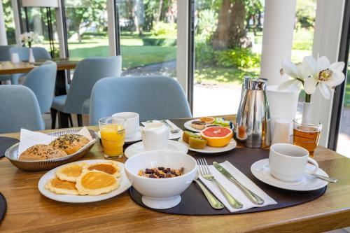 Jídlo v hotelu nebo okolí