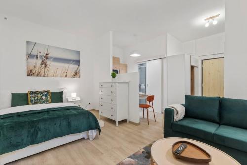 Garden Haven Studio in Old Town