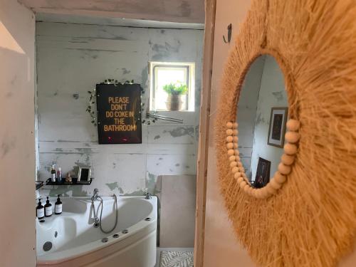 Ένα μπάνιο στο The Ozorian Guesthouse