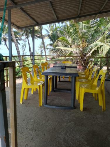 Fotografie z fotogalerie ubytování Sagar Ratna Beach Resort -Diveagar v destinaci Musalmāndi