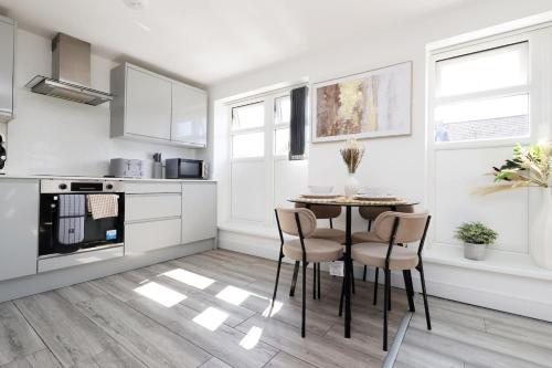The Central Nest - perfect for contractors and holidaymakers photo 11
