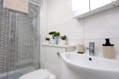 The Central Nest - perfect for contractors and holidaymakers photo 57