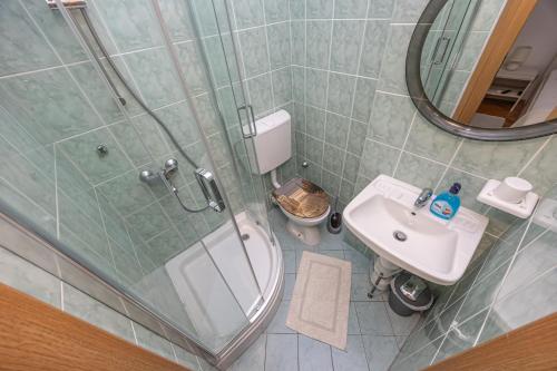 Double bedroom in center