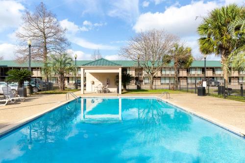 Gallery image of Port Allen Inn in Port Allen