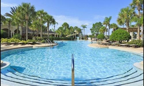 3 Bedroom Condo with Water Park & Fantastic Pool only Minutes To Walt Disney World's Front Gate!!! photo 7