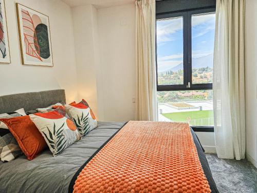 Penthouse with hot tub located close to Selwo