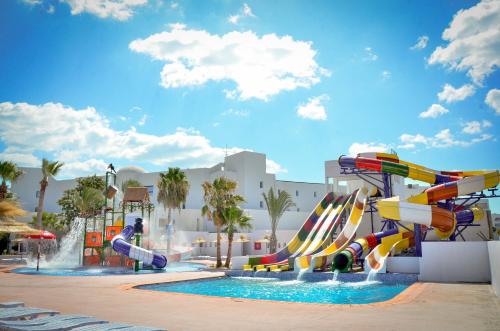 Piscina di Blumar Resort & Spa o nelle vicinanze