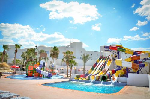 Piscina di Blumar Resort & Spa o nelle vicinanze