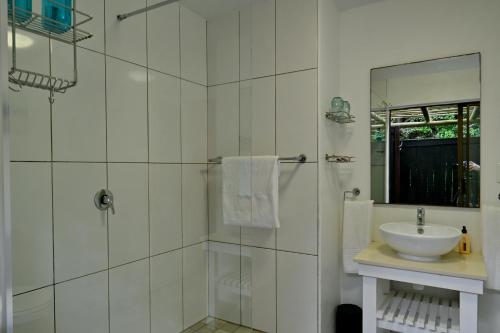 Ένα μπάνιο στο BonBini Guest House
