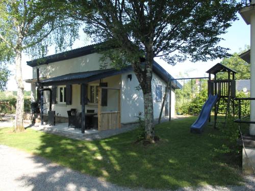 Gallery image of Modern holiday home with lovely garden in Saint-Honoré-les-Bains