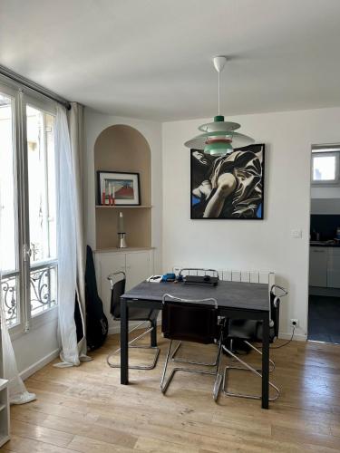 Cosy Parisian flat in the 9th