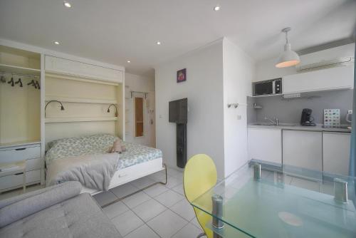 Tine -Croisette-150M Plage- VCA