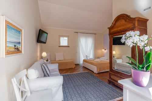 Imagen de la galería de La Visciola - Country House del Conero, en Sirolo
