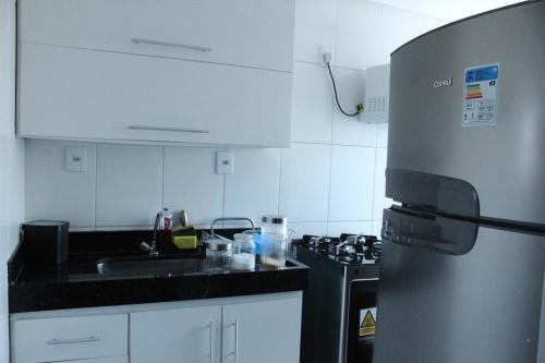 Duplex c/AR 2 quartos próximo de tudo - Ipatingaにあるキッチンまたは簡易キッチン