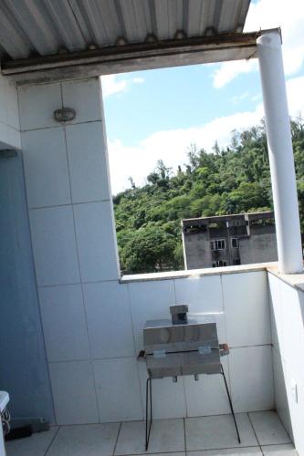 Duplex c/AR 2 quartos próximo de tudo - Ipatingaにあるバルコニーまたはテラス
