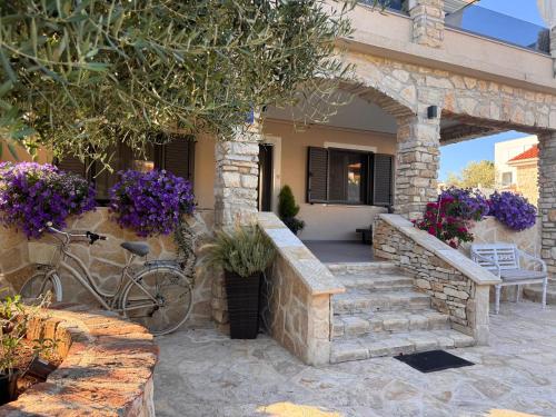 Vi la Mare - Mediterranes Apartment-Feeling mit Poolgenuss