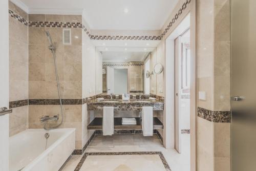 Puente Romano Marbella photo 17