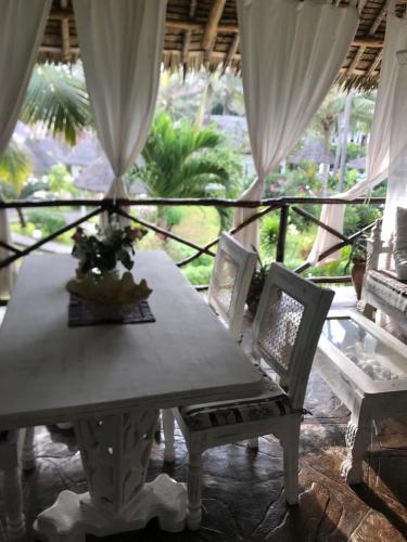 Jardín al aire libre en Watamu Ascot Residence