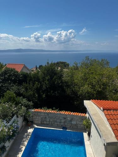 Πισίνα στο ή κοντά στο Villa Stella Podgora with heated pool