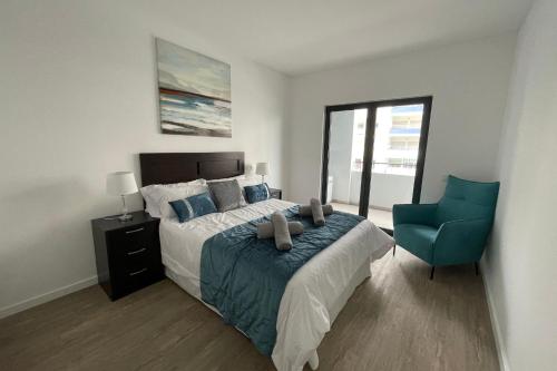 Brand New 2 BDR Apartment With Pool by LovelyStay