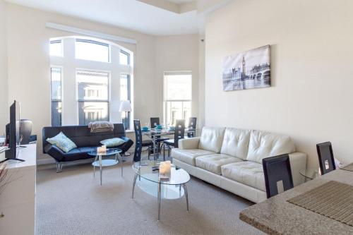 Heaven on Washington Fully Furnished Apartments Image