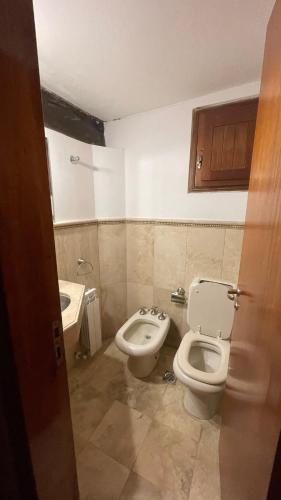 Bilik mandi di Casa en Ascochinga privado