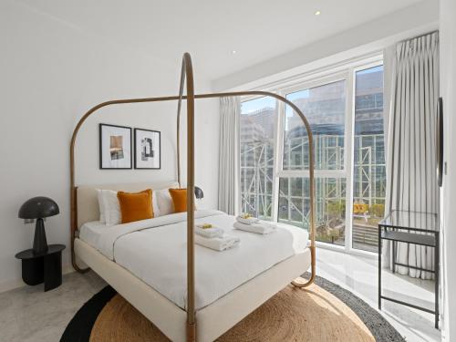 Postel nebo postele na pokoji v ubytování Stylish 1-Bedroom Escape - The PAD - Business Bay