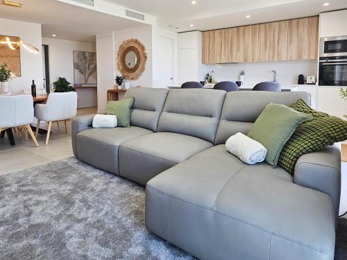 Penthouse with hot tub located close to Selwo