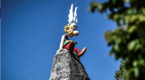 a group of stuffed animals on top of a tower at Apart Fosses 10 min to PAsterix Airport PARIS 30 min in Fosses