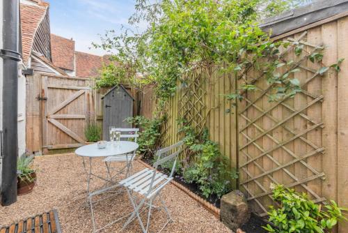 Un jardín fuera de 2 Bed in Battle oc-f32643