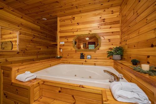 Vannituba majutusasutuses Bearadise Bungalow by American Patriot Getaways