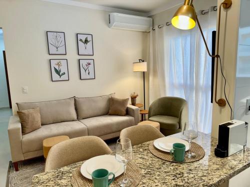 Ruang duduk di 2 Bedroom Apartment, in front of USP