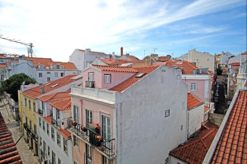 BH4D Sunny 4th Floor Apartment with Stunning Views in Bairro Alto - Lisbon Downtown