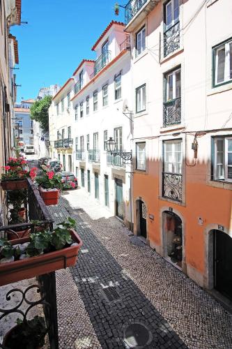 BH1 4BR in Heart of Bohemian Bairro Alto