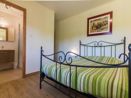 Postel nebo postele na pokoji v ubytování Poolside Luxury Villa in Montignac