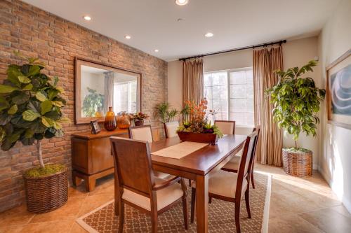 サンバーナーディーノにあるSingle-Story San Bernardino Home with Valley Views!のギャラリーの写真