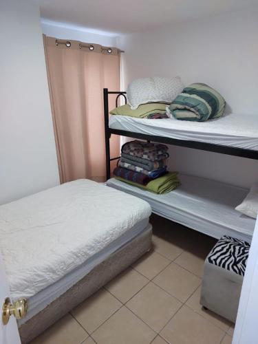 Ένα ή περισσότερα κρεβάτια σε δωμάτιο στο Casa el tabo