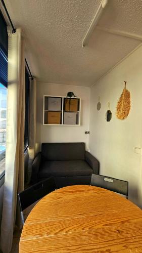 Cozy Beachside Studio for 4 with WiFi in Cap d'Agde
