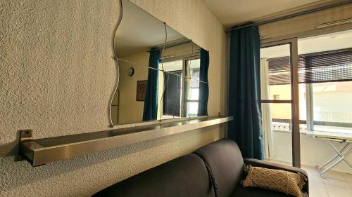 Cozy Beachside Studio for 4 with WiFi in Cap d'Agde