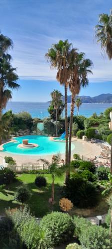 Cannes plages du Midi Appartements climatisés Bord de mer de 1 à 6 pers, 2 piscines, Parking privatif inclus