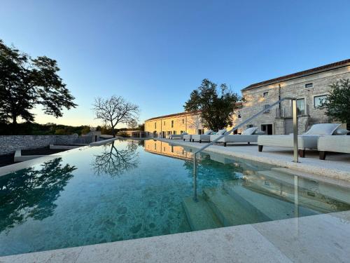 The B luxury countryside