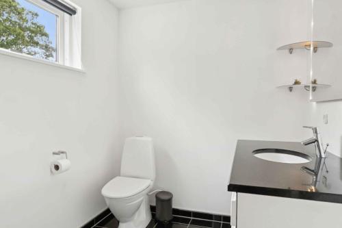 Koupelna v ubytování Enjoy Fjord Views, Peace And Space