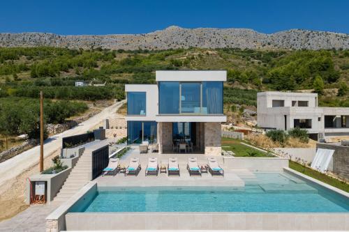 Villa St Christopher Podstrana Croatia