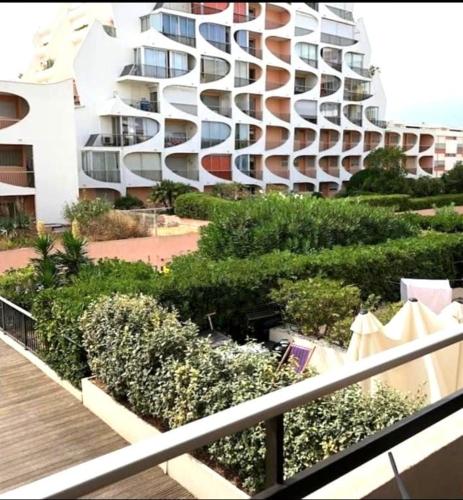 Studio climatise - Parking - Centre, Plage