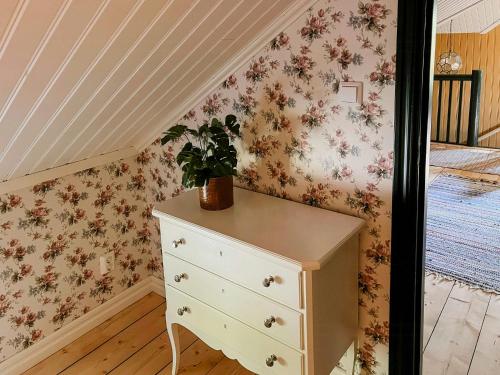 Gallery image of Lantliv Nära Stad Och Sjö Med Plats För Många in Torestorp