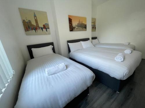 The LFC Red House - Spacious House With 5 Bedrooms, 2 Bathrooms, Street Parking And 1 Minute From The Stadium photo 12